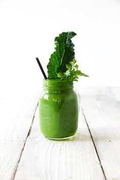 Healthy green smoothie